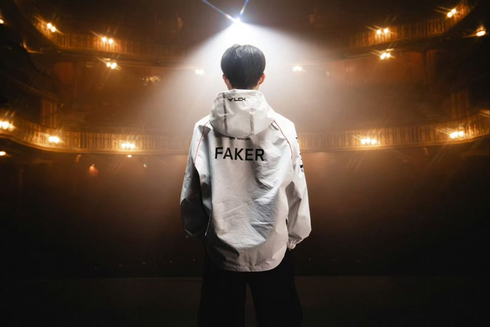 LNG Esports 和 Top Esports 在 LPL Split 2 2025 中获得胜利